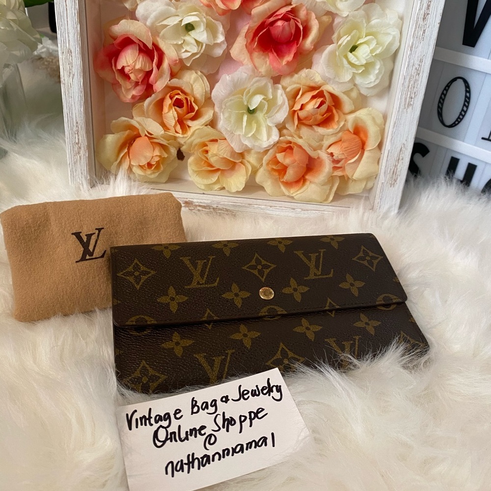 Mono Louis Vuitton wallet